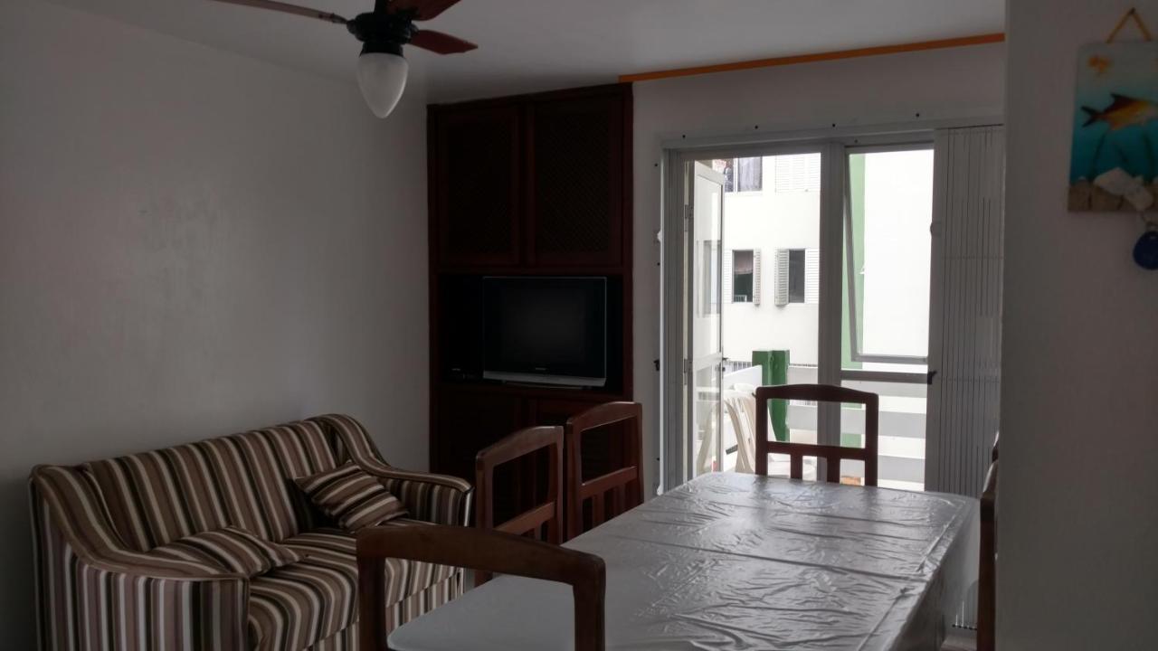 Apto Espetacular A 50 M Do Mar Em Condominio Com Piscinas Maravilhosas Гуаратуба Экстерьер фото