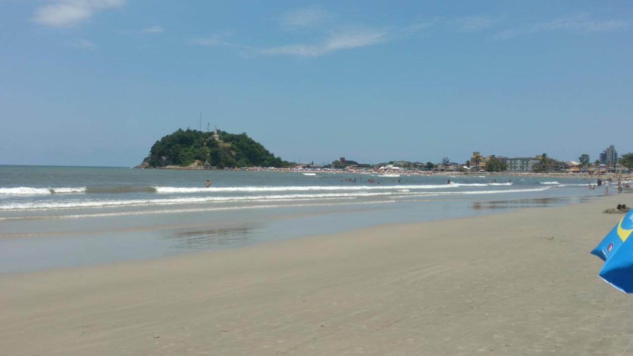 Apto Espetacular A 50 M Do Mar Em Condominio Com Piscinas Maravilhosas Гуаратуба Экстерьер фото